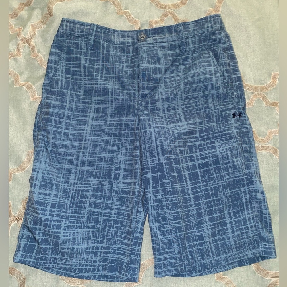 Under Armour Flat Front Golf Shorts, Blue Plaid, Boy’s YLG, Adjustable Waist